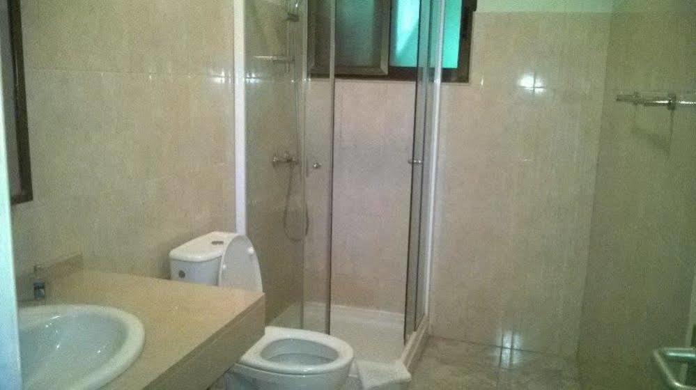 Hotel Roterdao Πράγια Εξωτερικό φωτογραφία
