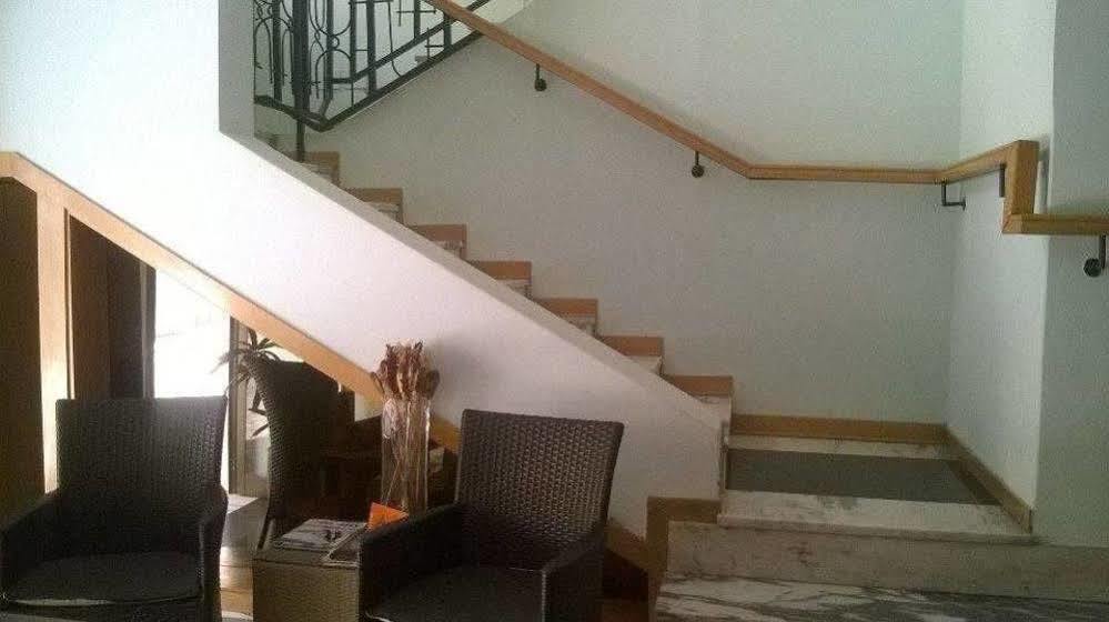 Hotel Roterdao Πράγια Εξωτερικό φωτογραφία
